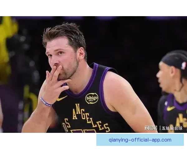 湖人复仇骑士豪取赛季第50胜东契奇42分12助攻里程碑詹姆斯再写历史